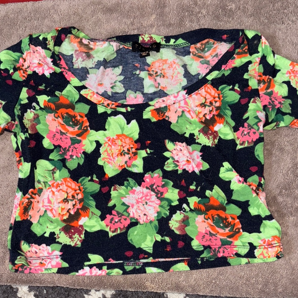 Timing Multicolor Floral Crop Top